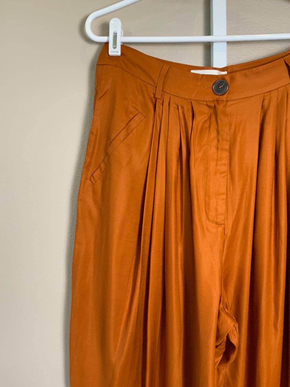 Anthropologie Astrid Pleated Harem Pants - Picture 9 of 16